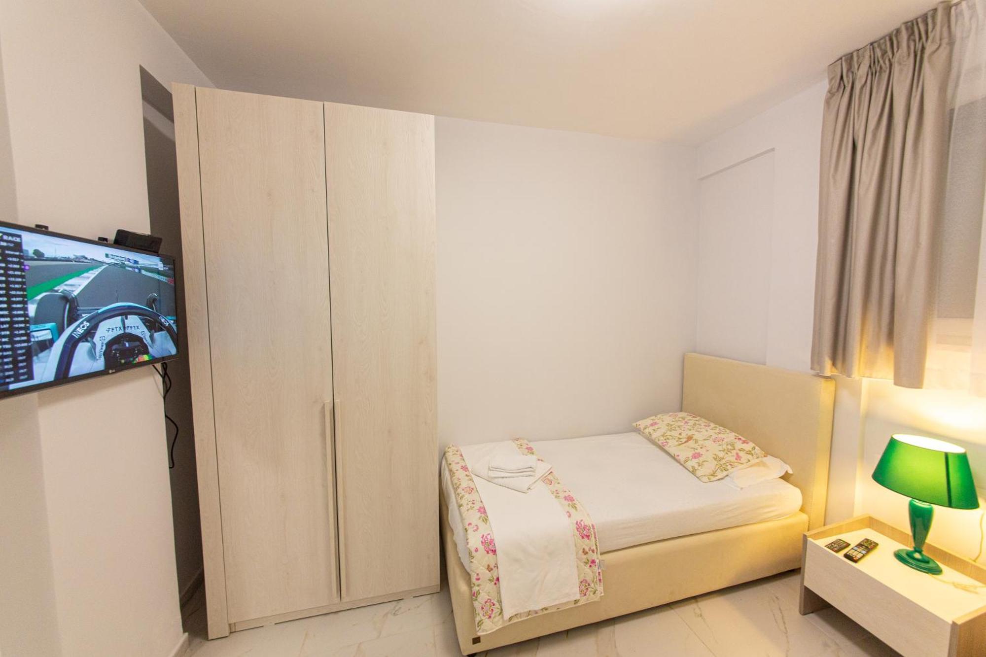 Luxury Villa 2 Влёра Экстерьер фото