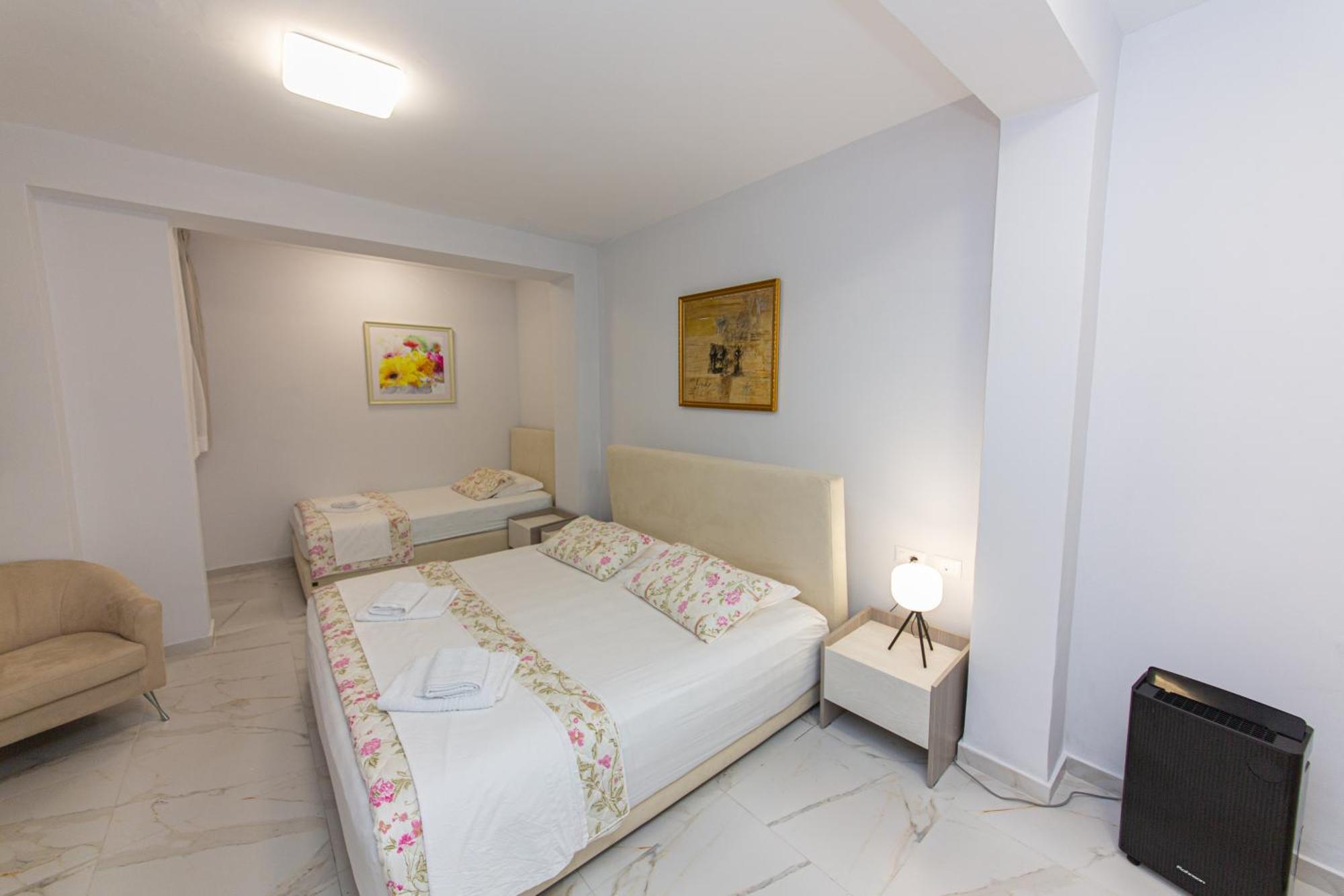 Luxury Villa 2 Влёра Экстерьер фото