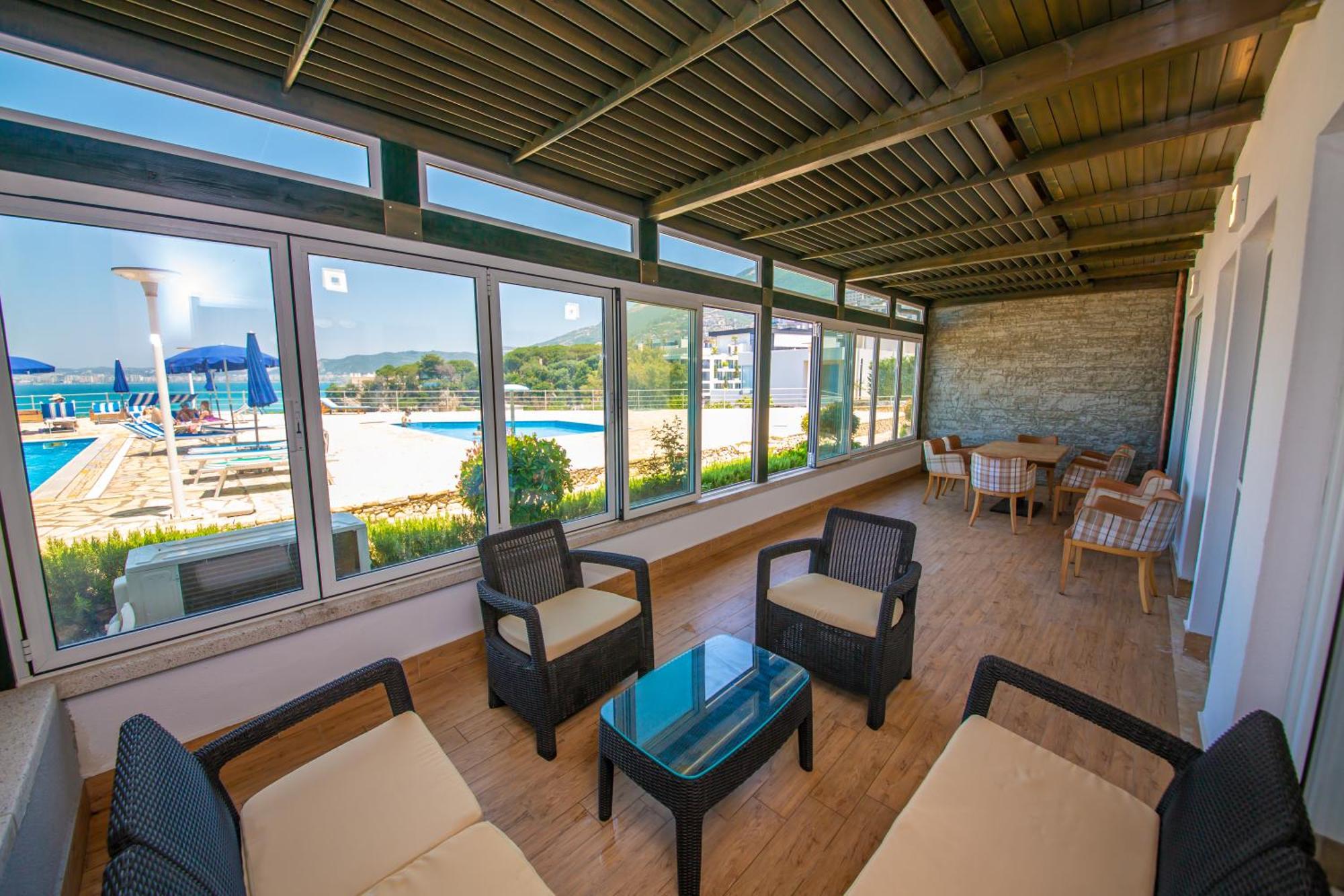 Luxury Villa 2 Влёра Экстерьер фото