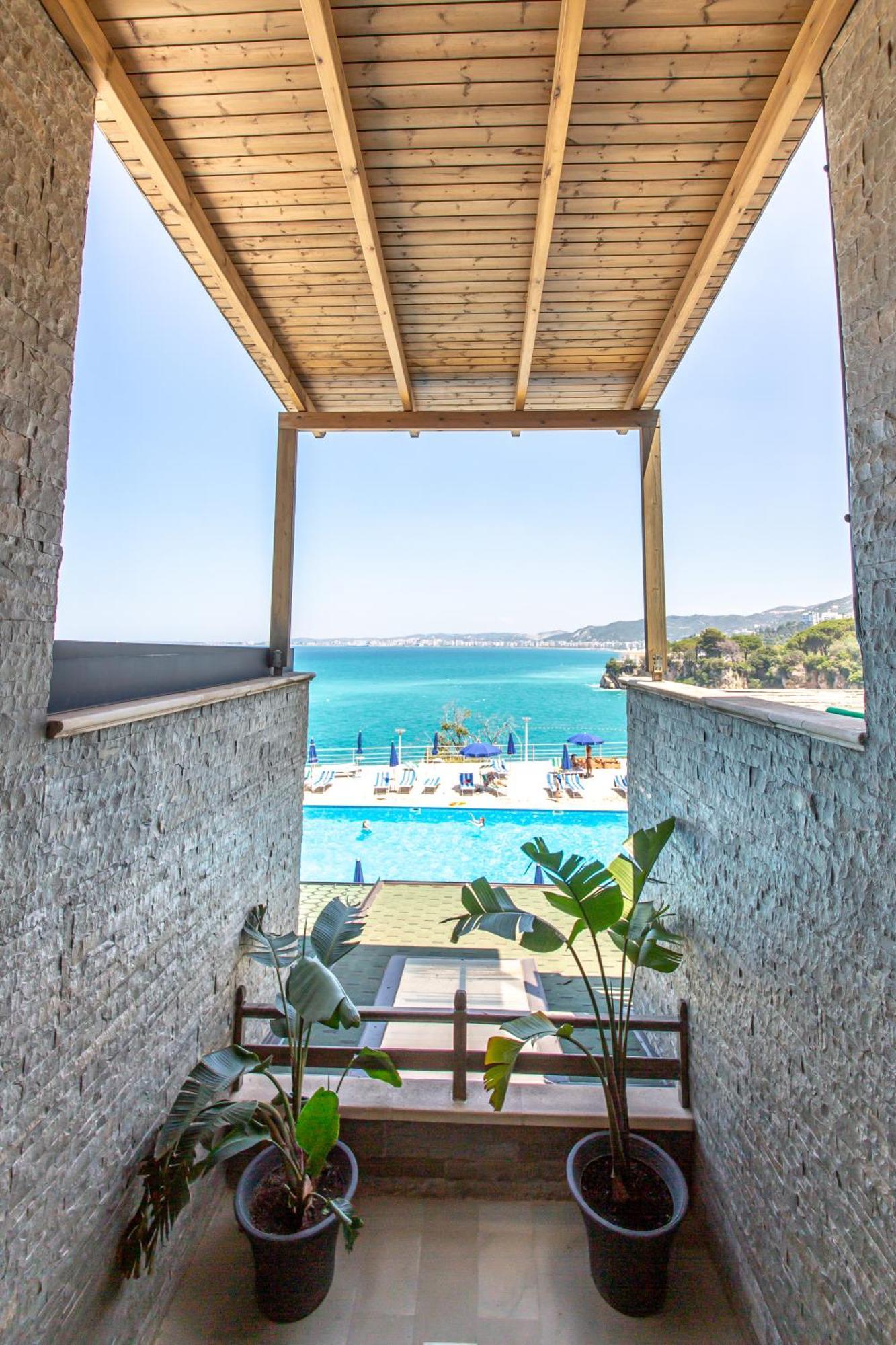 Luxury Villa 2 Влёра Экстерьер фото